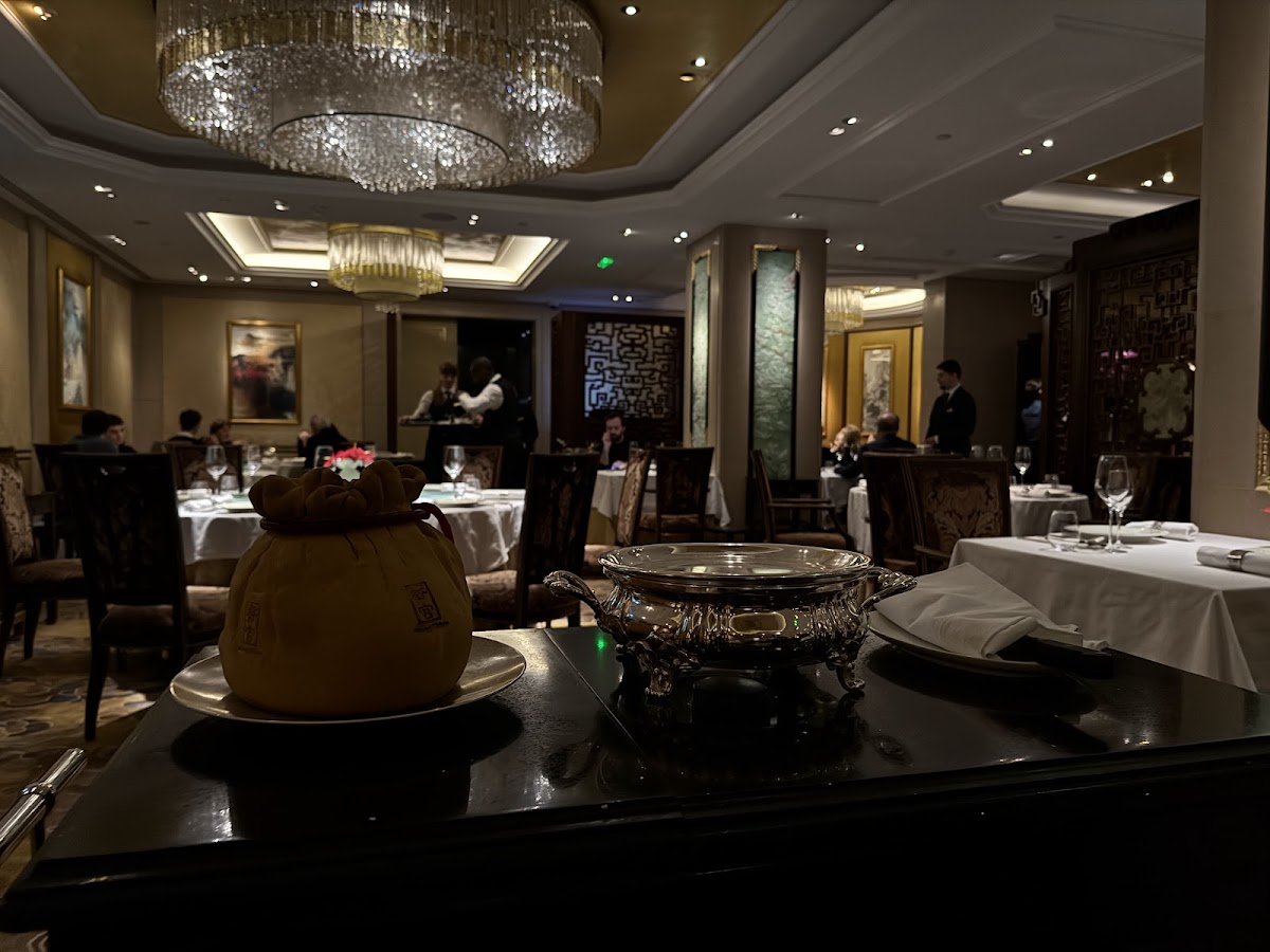 Shang Palace Photos 2